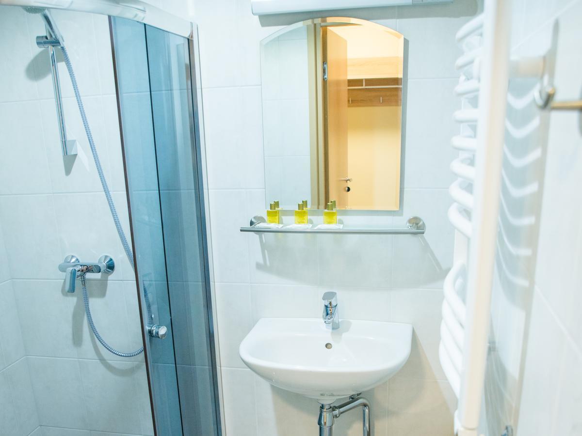 Ankur Hotell Mustvee Exteriör bild
