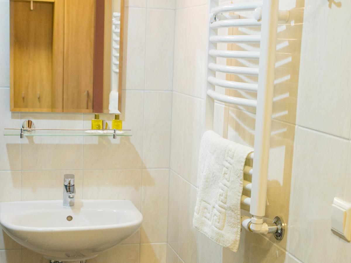 Ankur Hotell Mustvee Exteriör bild